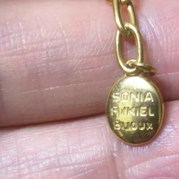 Mood - Picture 5 of 7